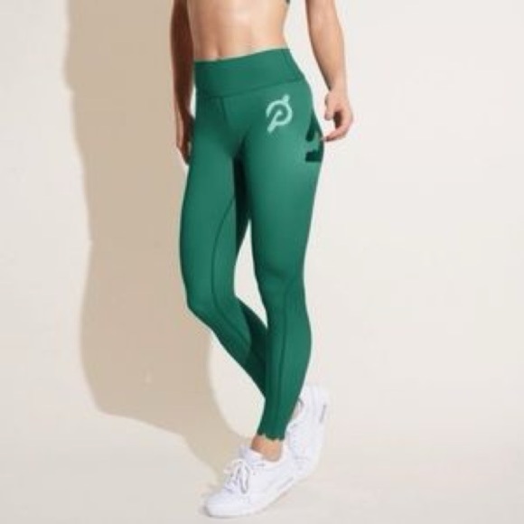 Peloton Pants - Peloton Emerald Green Scalloped Leggings Sz Medium Gym Run Train Bike.  10